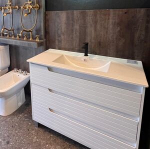 Vanitory con 3 cajones ranurado- laqueado blanco