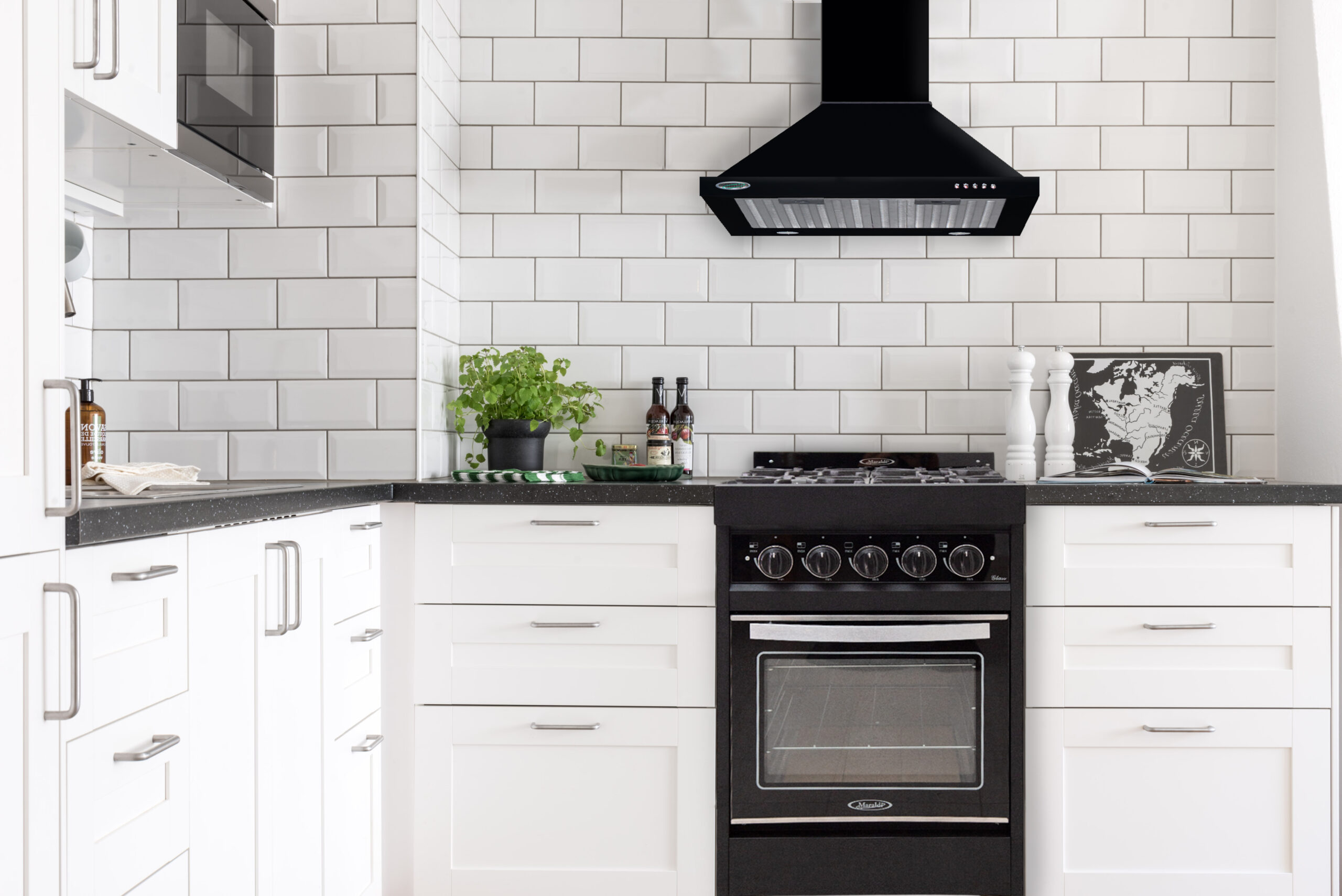 Cocina Glass Black Maraldi